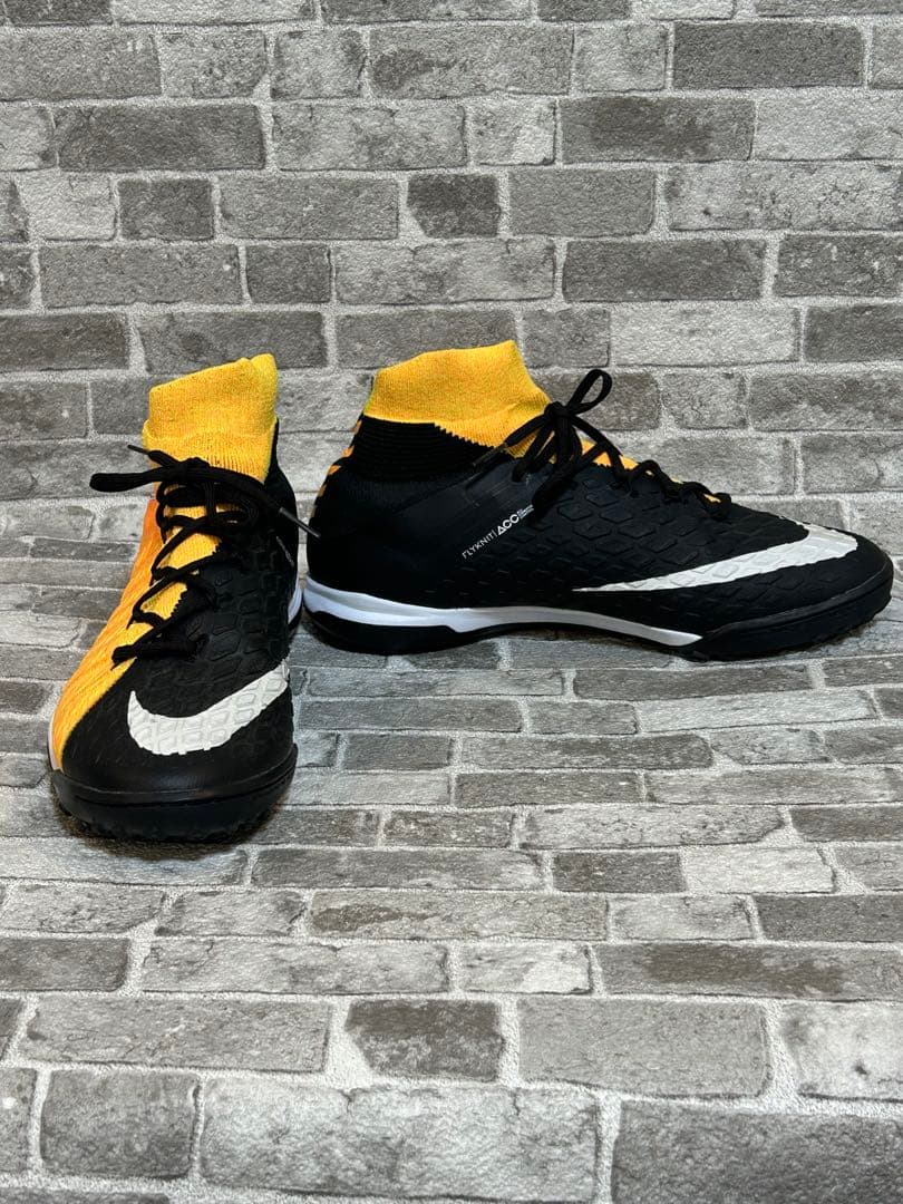 超美品 NIKE ハイパーヴェノムXプロキシモⅡ オレンジ×ブラック　27cm