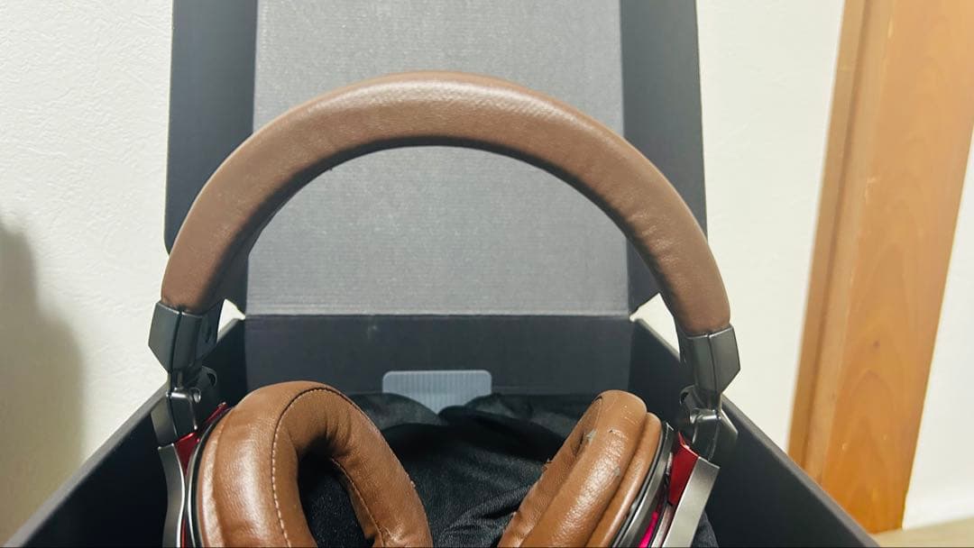 audio-technica 密閉型ポータブルヘッドホン　ATH-MSR7 GM