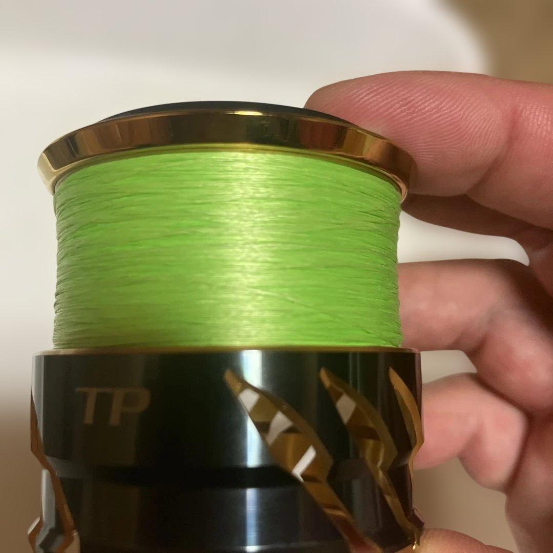 20ツインパワーC5000XG スピニングリール 4000XG替スプール