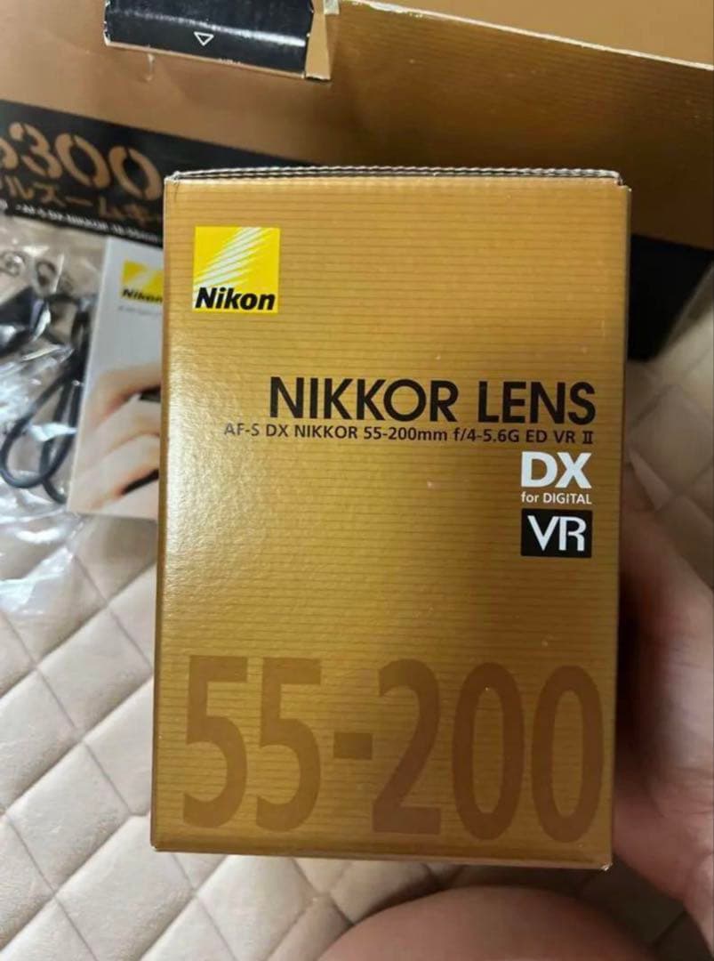 R*S様 Nikon D5300 レッド レンズ付き