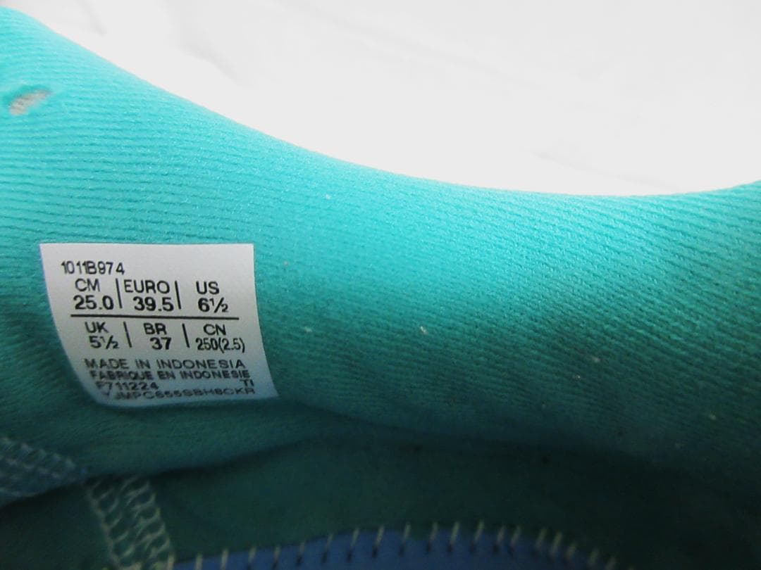 アシックス NOVA BLAST ノヴァブラスト　ランニングシューズ