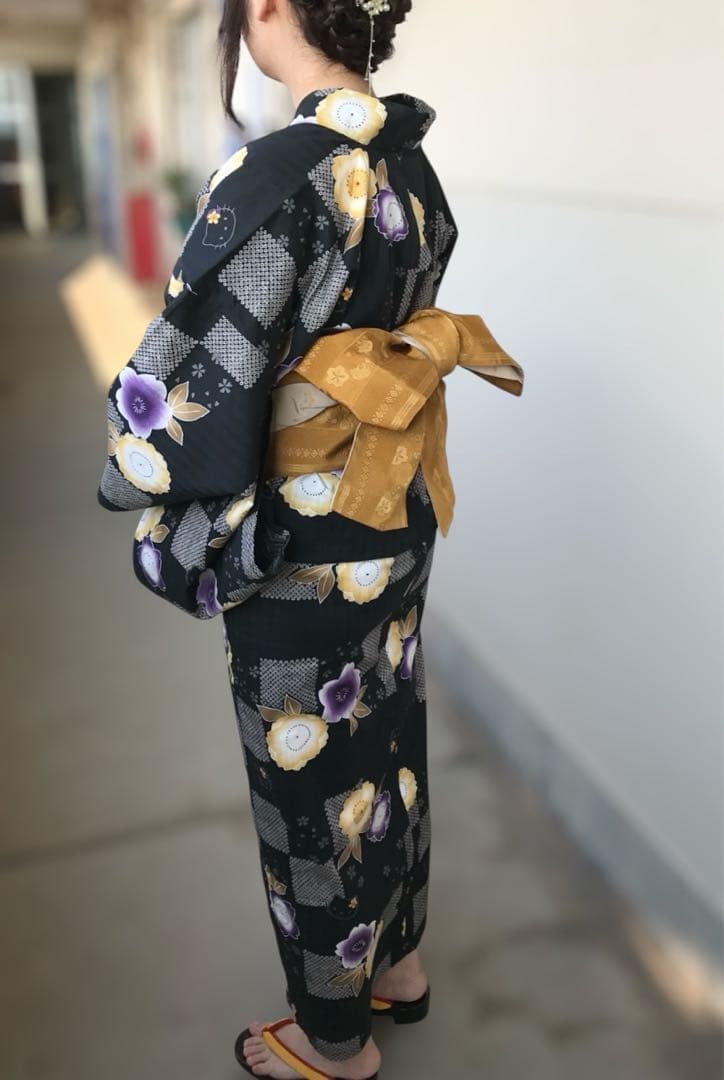 ハローキティ 大人用 浴衣