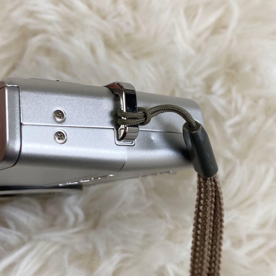 【動作確認済み】CASIO EXILIM EX-Z700 シルバー デジカメ