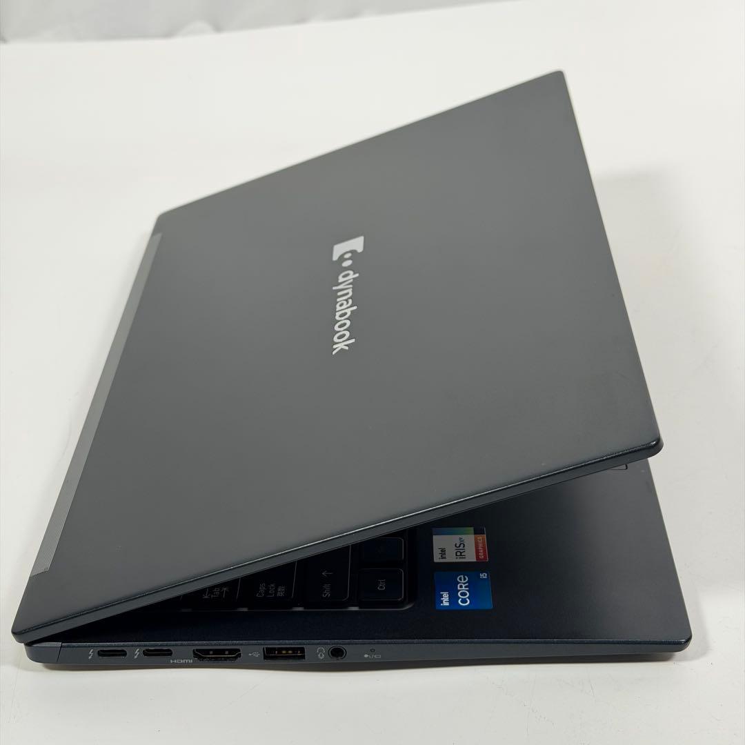 03.G83/HU 超軽量 i5-11世代 16G512G Office2024