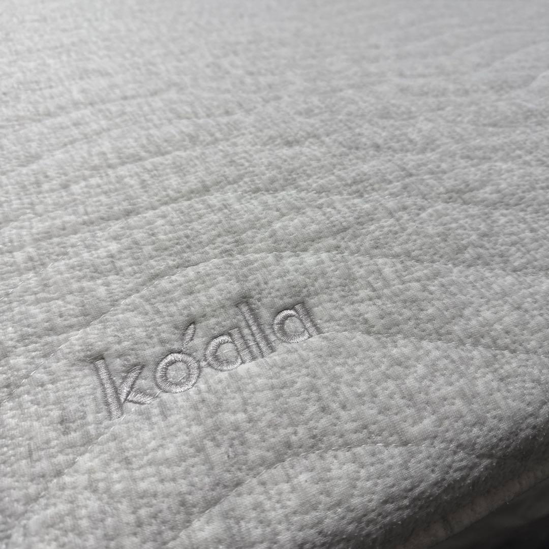 ⑧快適快眠✨コアラ布団OASIS セミダブル 三つ折り 折りたたみ布団✨訳あり品