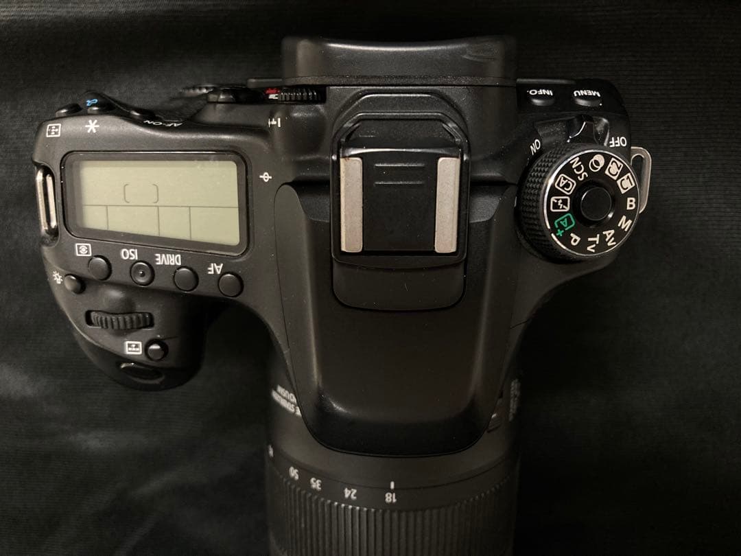 極美品Canon EOS 80D EF-S 18-135 IS USM一眼レフ