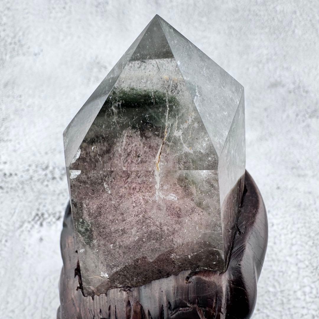 G-5ガーデンクォーツ原石　ポイント　天然石　クリスタル　木の台座付き