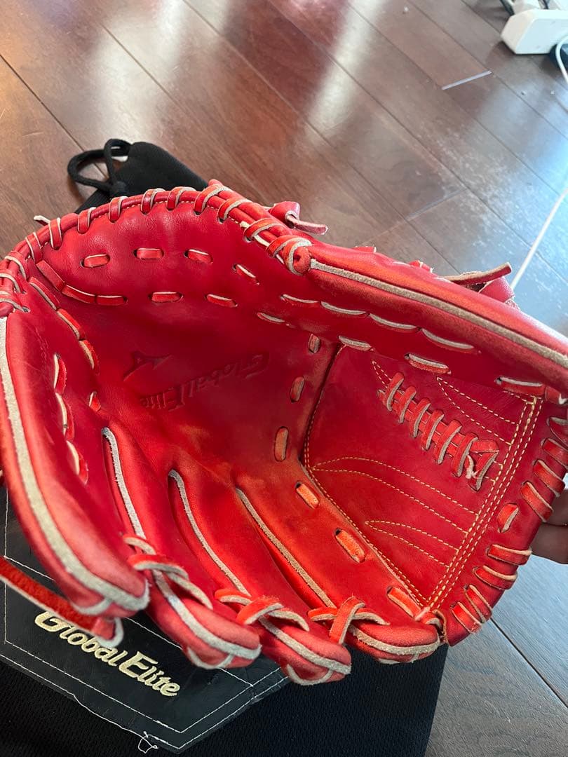 美品！！ミズノ⭐︎Global Elite⭐︎硬式グローブ⭐︎レッド⭐︎ピッチャー用