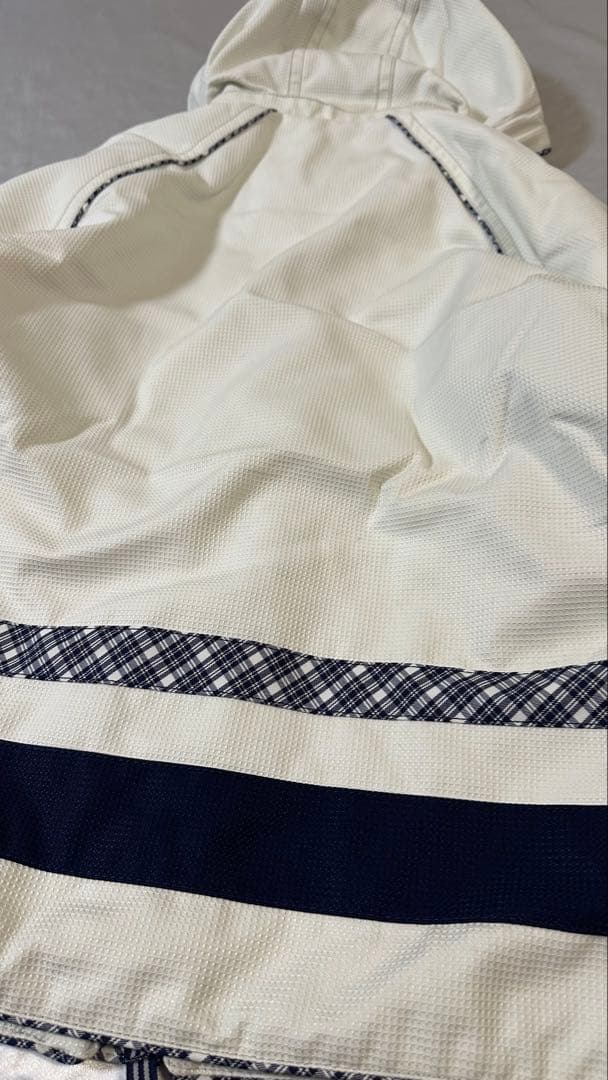 極美品　ellesse スキーウェア　上下セット　白と紺色　レディースL程度