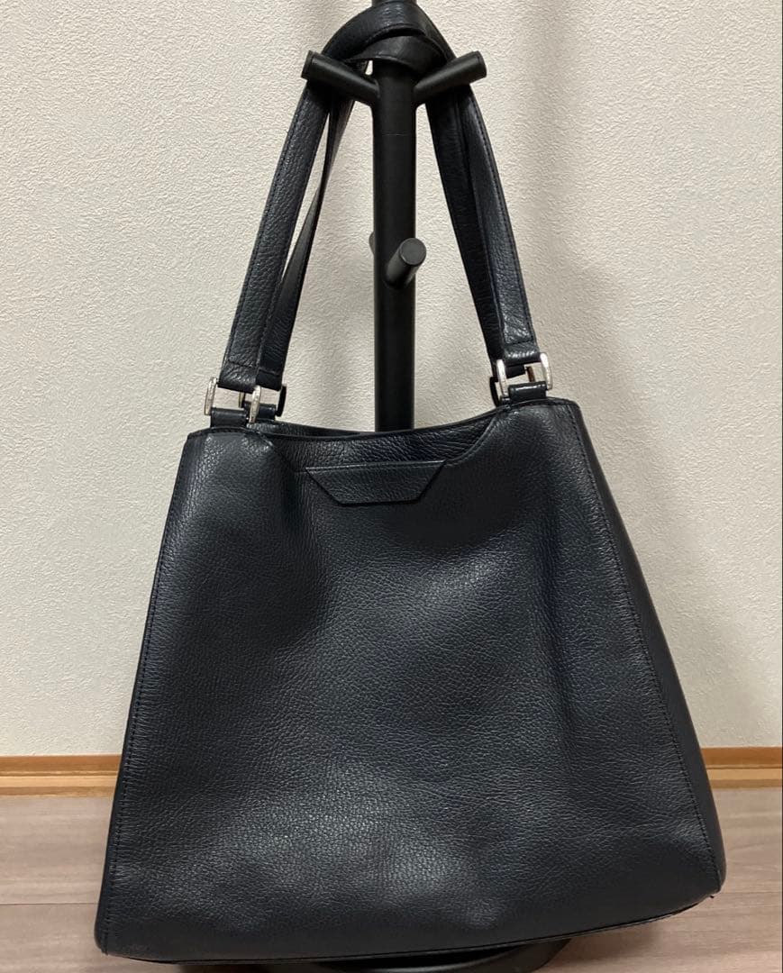 ペッレモルビダ レザー製トートバッグ