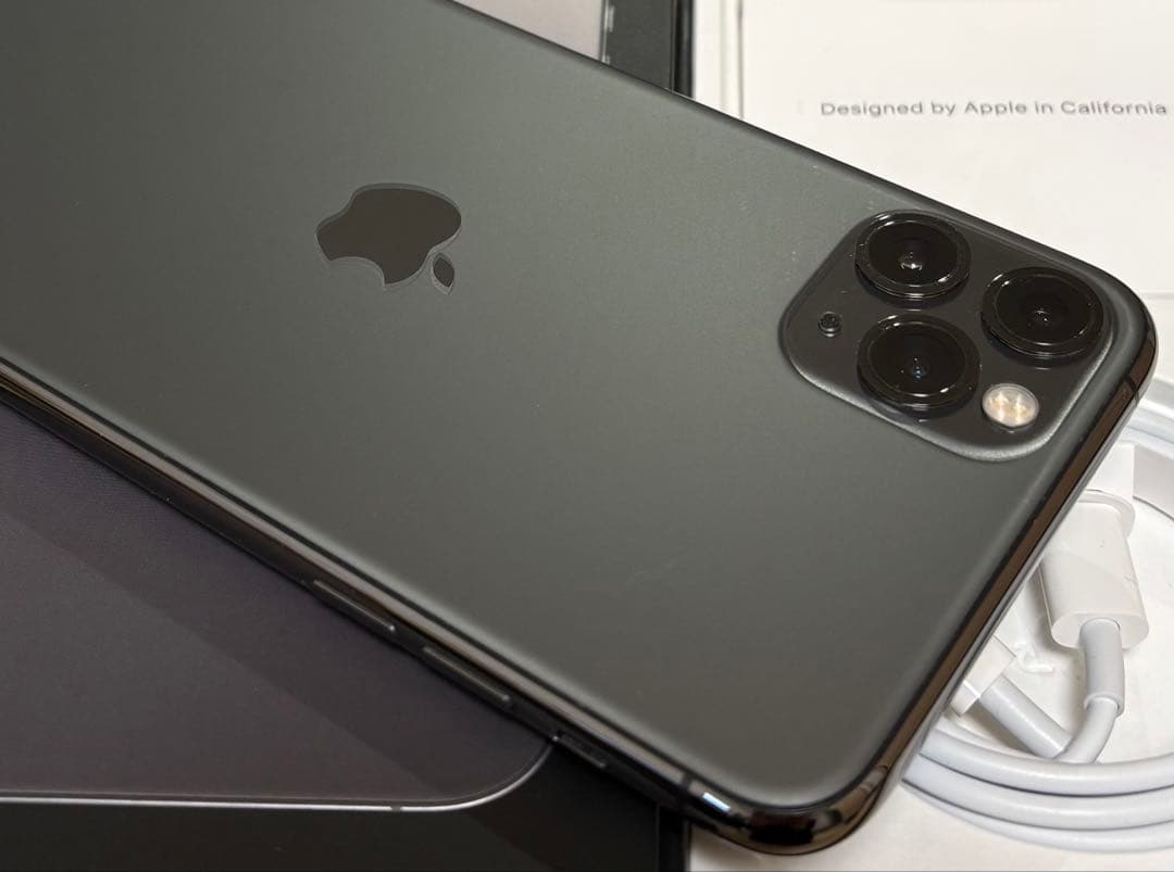 【美品】iPhone 11 PRO MAX 256GB スペースグレイ　本体