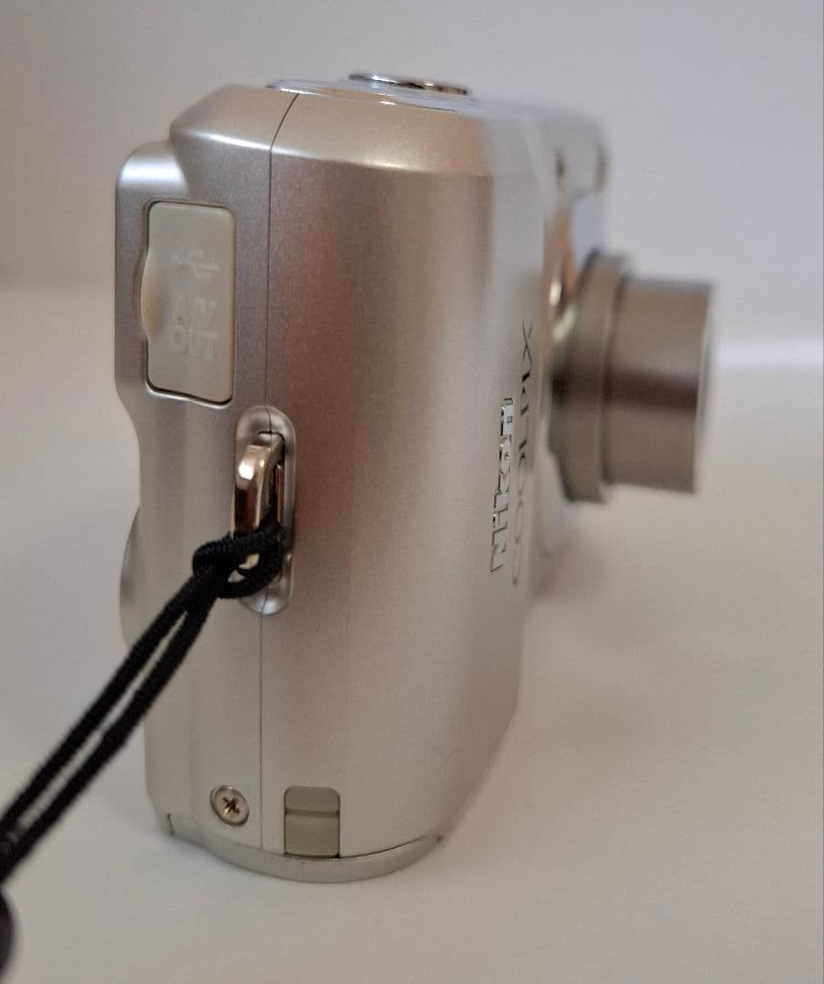 [美品]NIKON クールピックス COOLPIX L20 デジタルカメラ