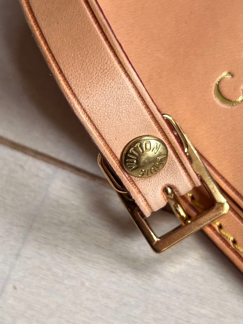 LOUIS VUITTON ヌメ革ネームタグ　4点セット