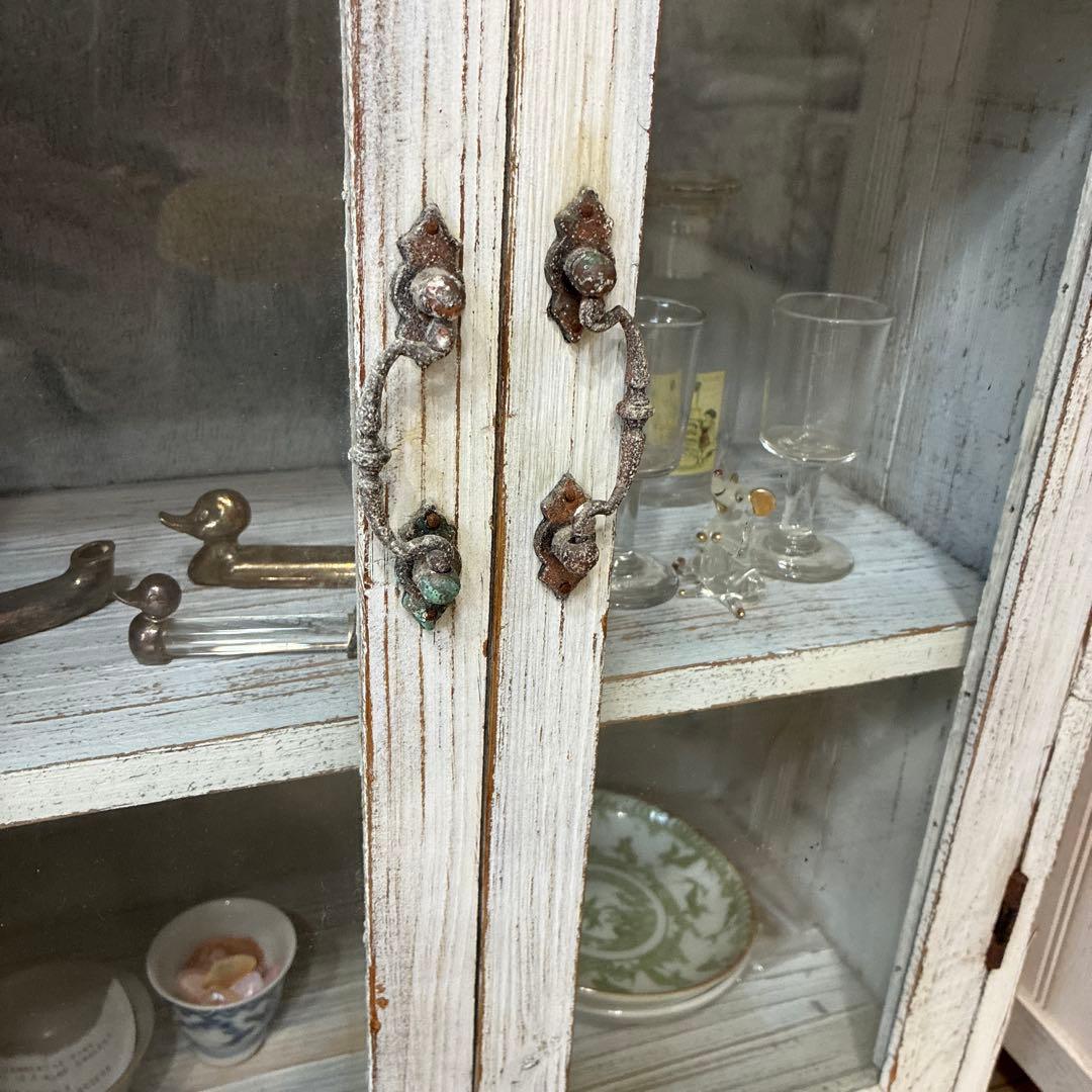 ヴィンテージ ガラスキャビネット ※本体のみ。中身は付きません