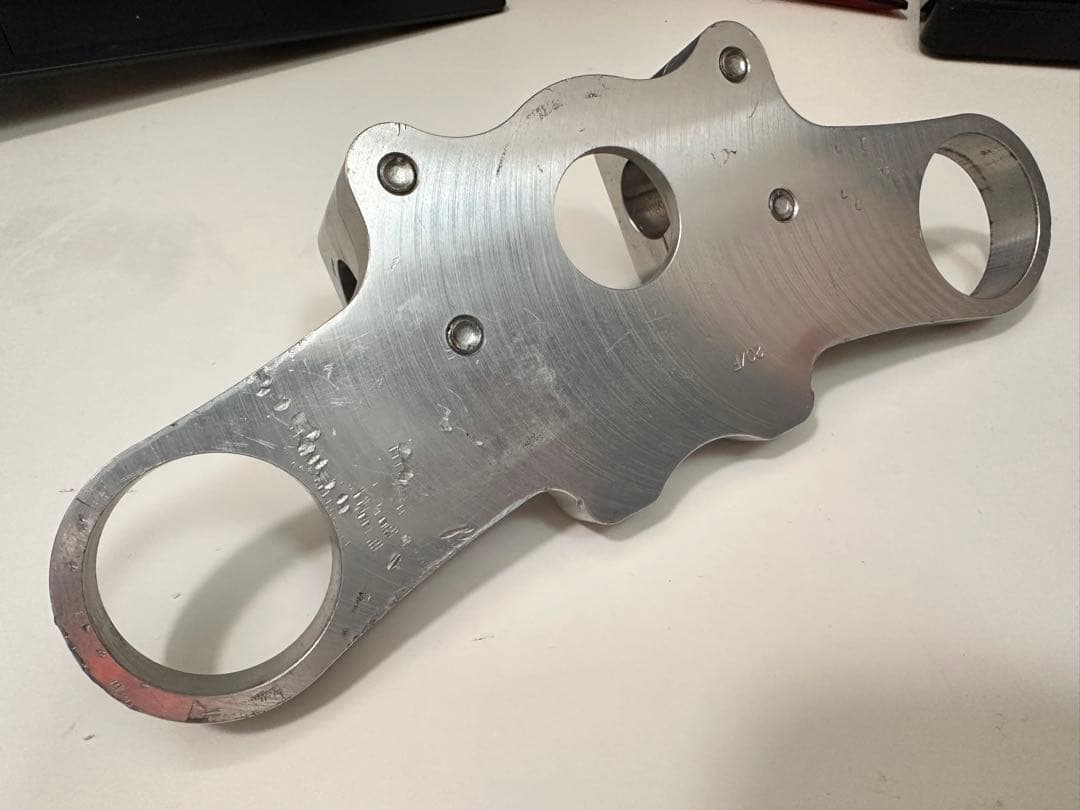 ABM アルミ製 トップブリッジ　CBR600F4i