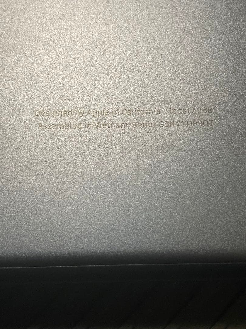 極美品 MacBookAir M2 MLY33J/A ミッドナイト　充放電9回