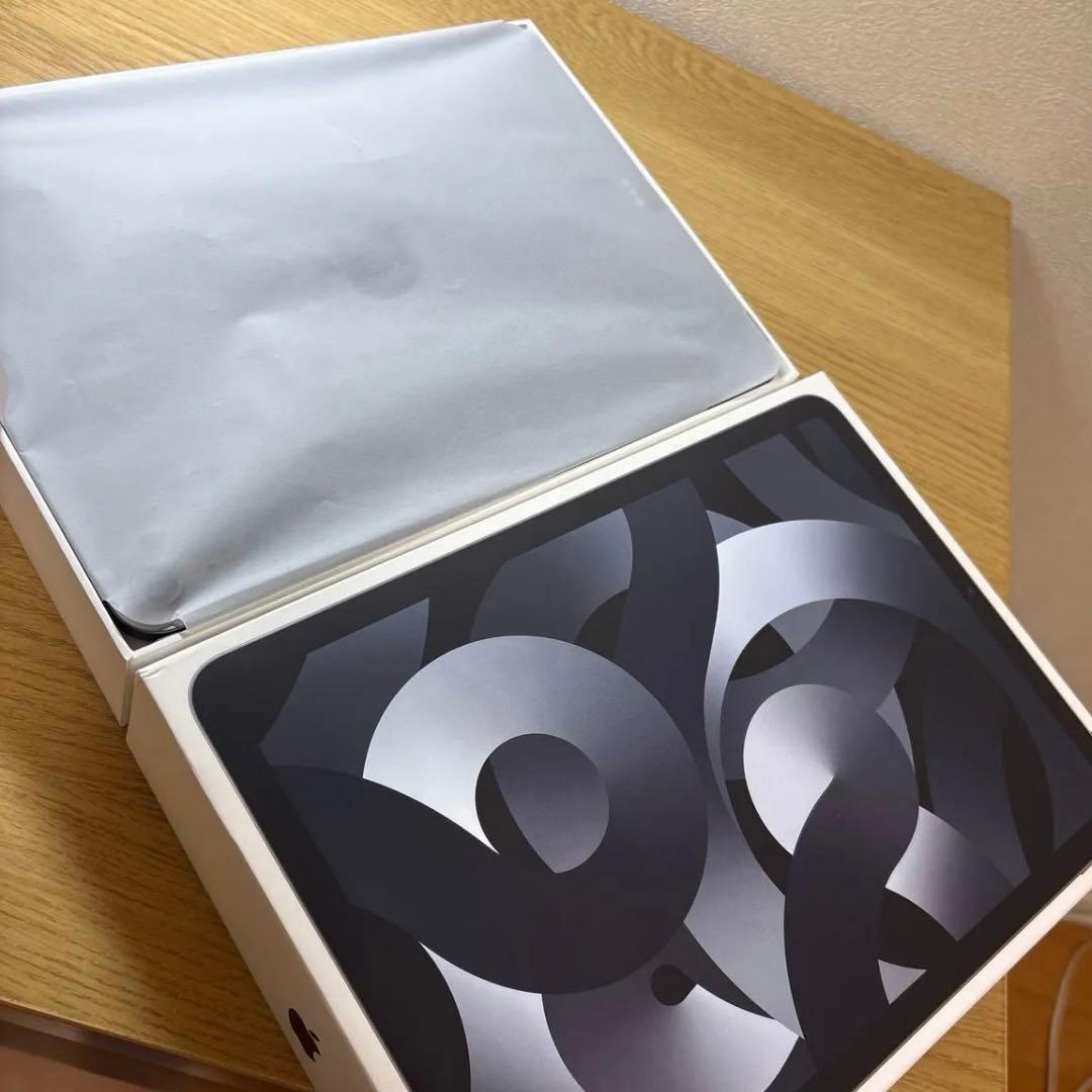 Apple iPad Air 第５世代Wi-Fi 64GB スペースグレイ　美品