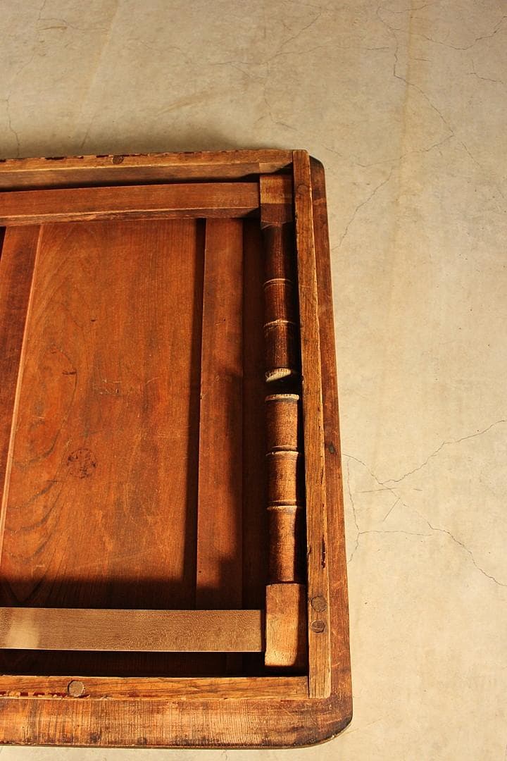 古い小ぶりな折り畳みテーブル　ちゃぶ台　古家具　古民家　古道具