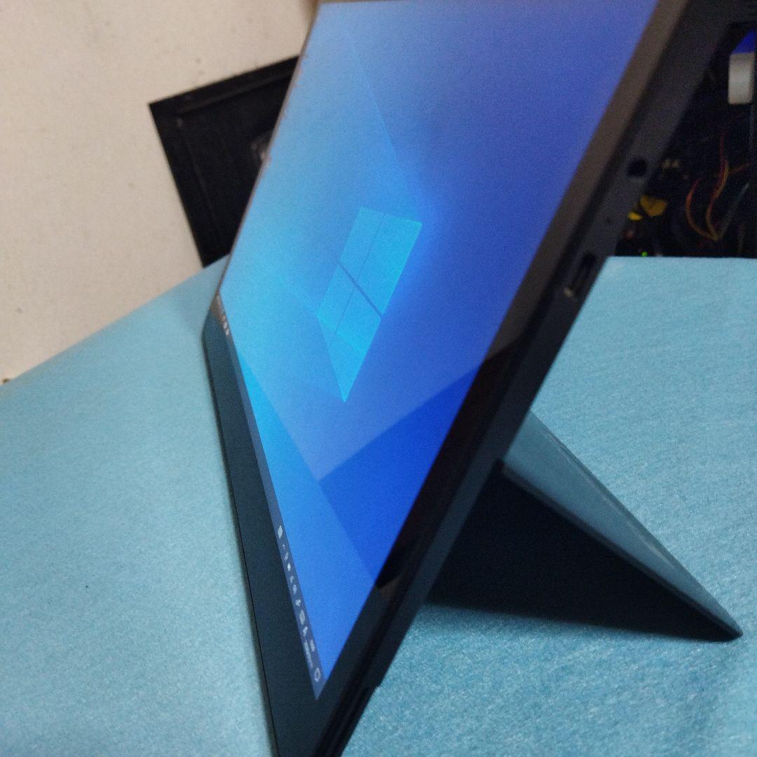 TOSHIBA dynabook D83/DN 第8世代Core i5