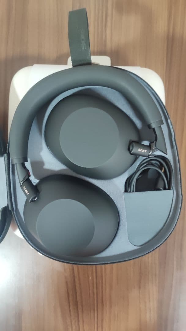 「ほぼ新品」SONY WH-1000XM6 ワイヤレスヘッドフォン