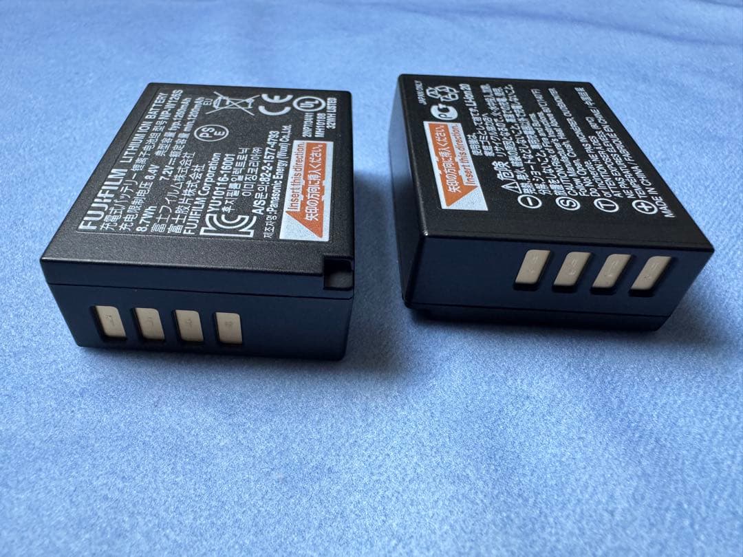 【美品】X-T3 FUJIFILM ボディ、純正バッテリー2個付き