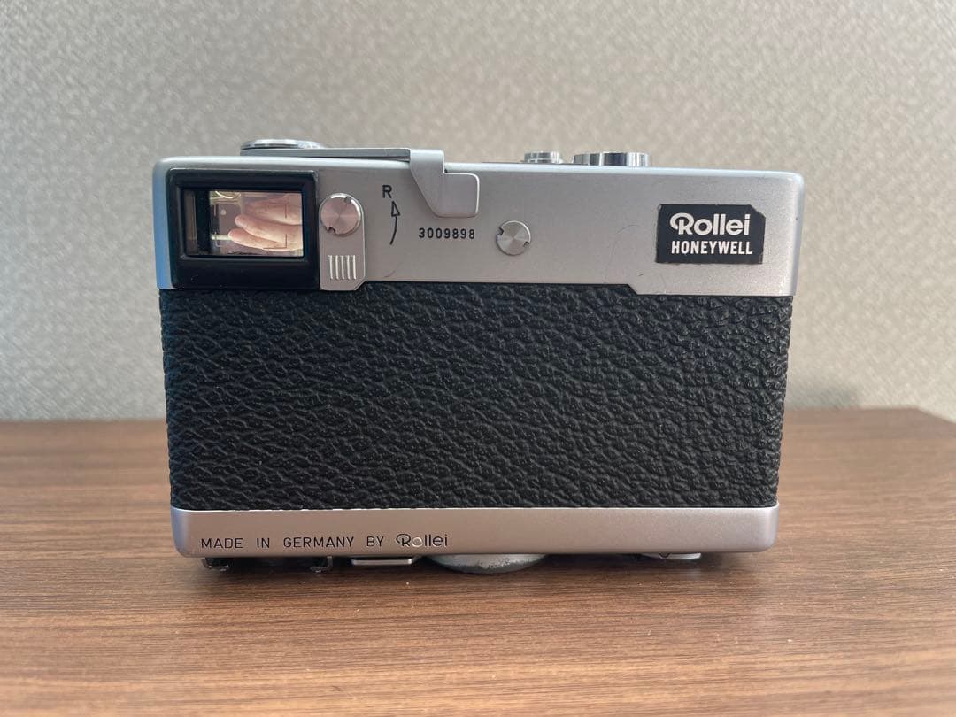 Rollei 35 ドイツ製 Tessar 40mm f/3.5 シルバー