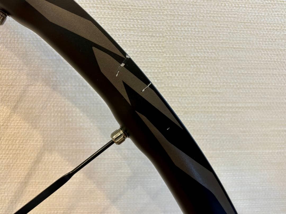 MAVIC KSYRIUM ELITE UST DISC シマノ11速