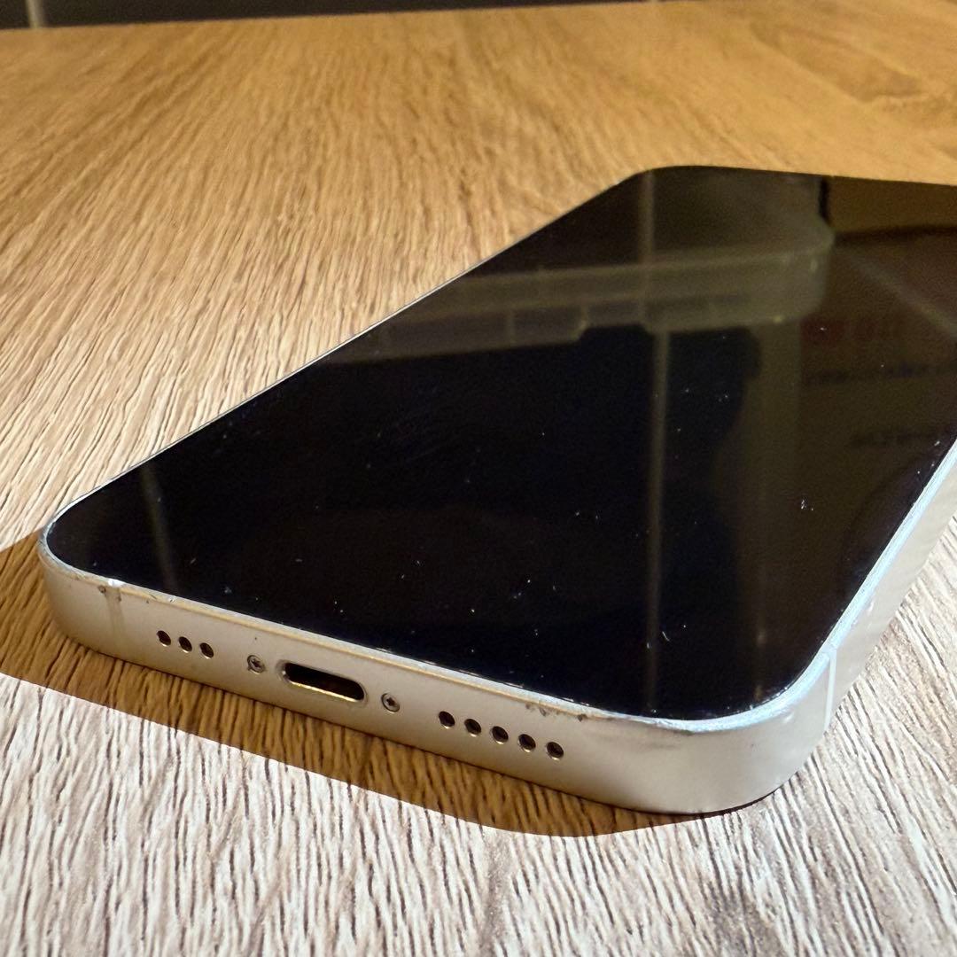 T*o様 iPhone14 本体 128 gb ホワイト SIMフリー MPUQ