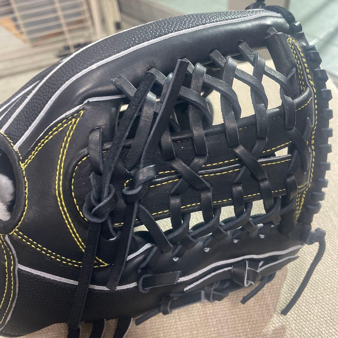 Wilson 硬式用　 右投げ用