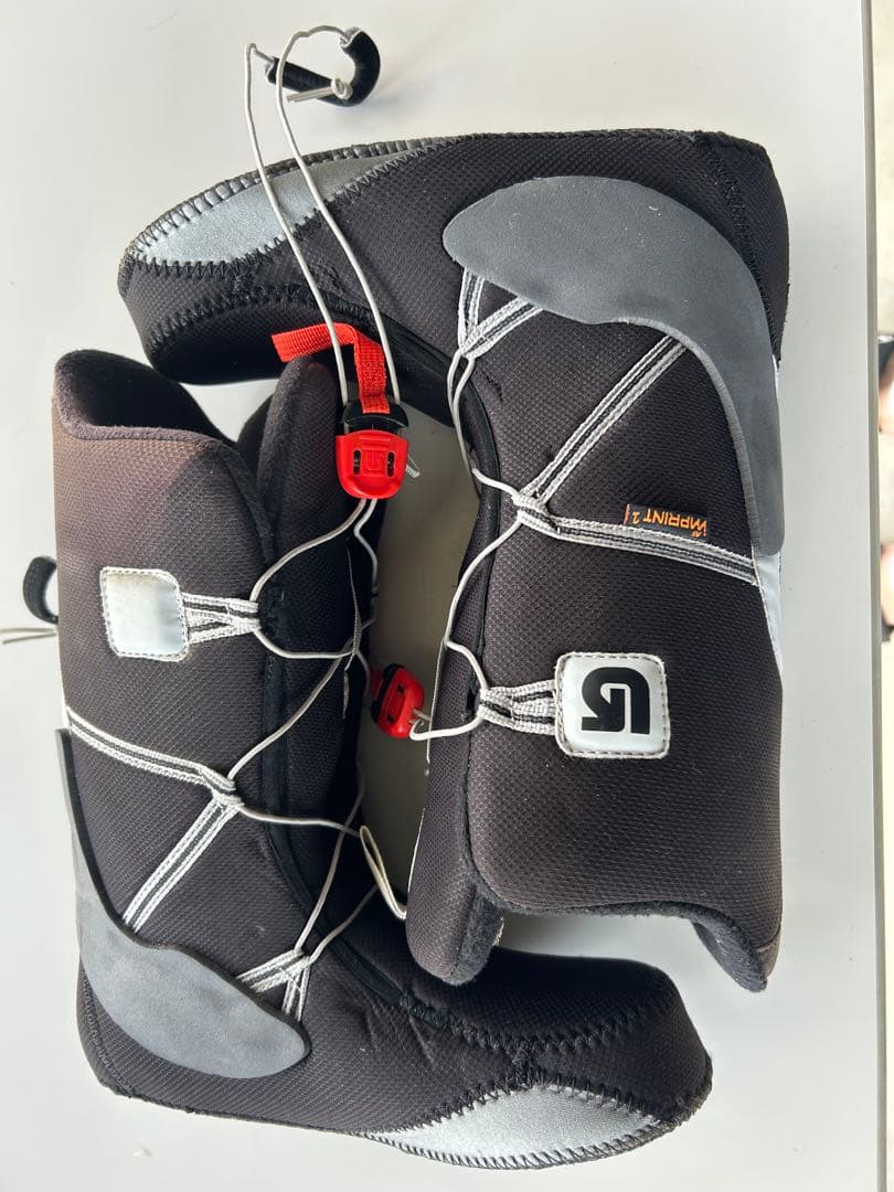 バートンスノーボードブーツMOTO-ASIAN FIT 25.5cm