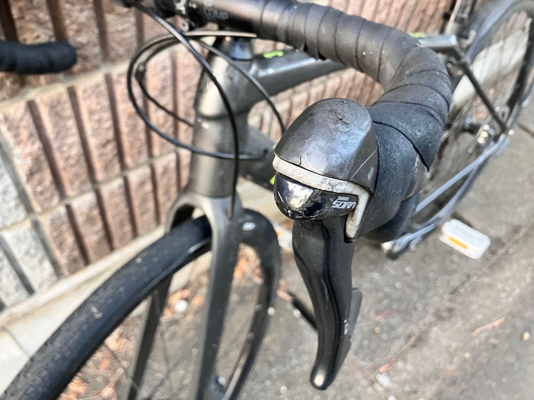 TREK 「トレック」 DOMANE AL3 DISK 2021 ロード　52