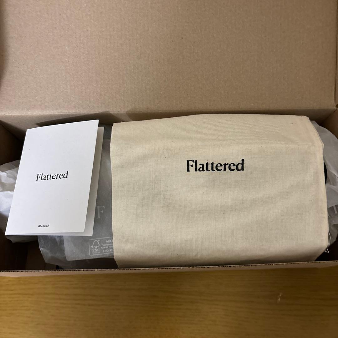 Flattered EMIサンダル　ブラック　サイズ24-24.5cm