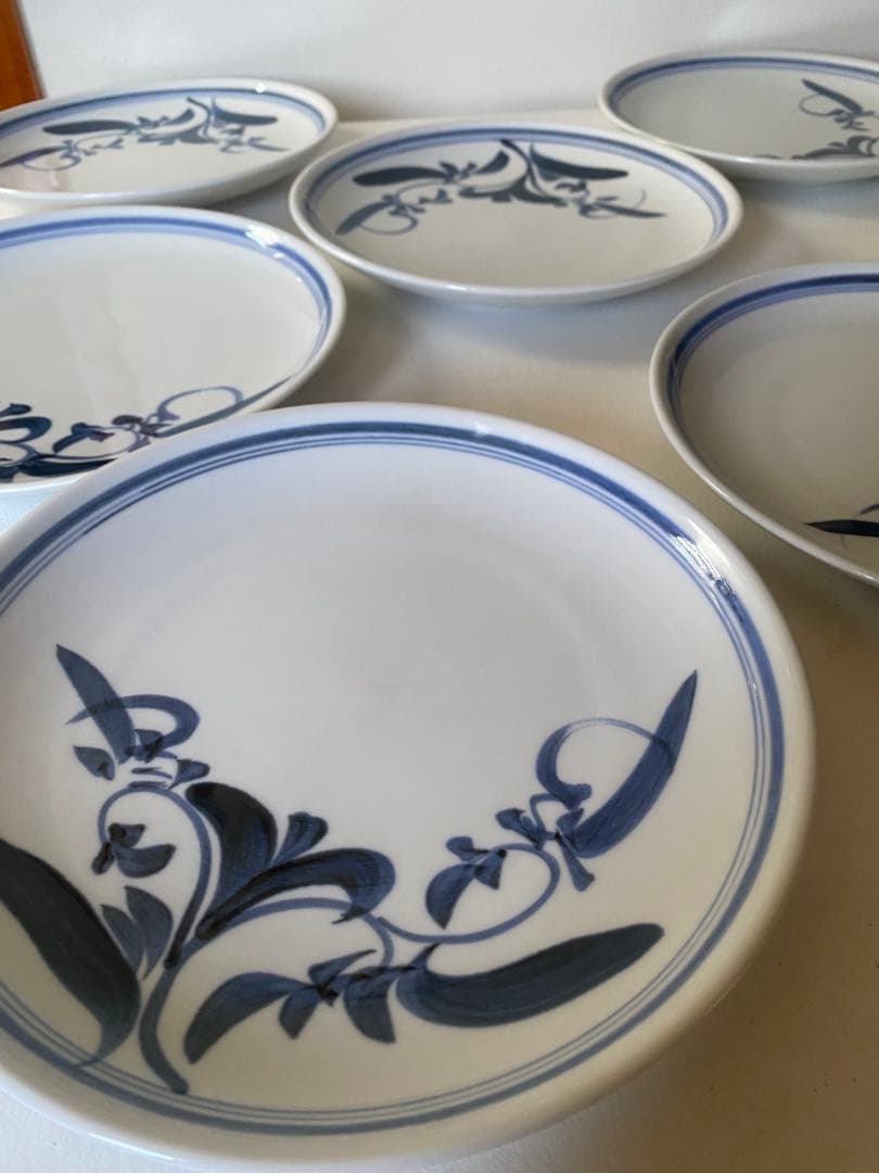 砥部焼　プレート　9枚　皿　和食器　まとめ売り