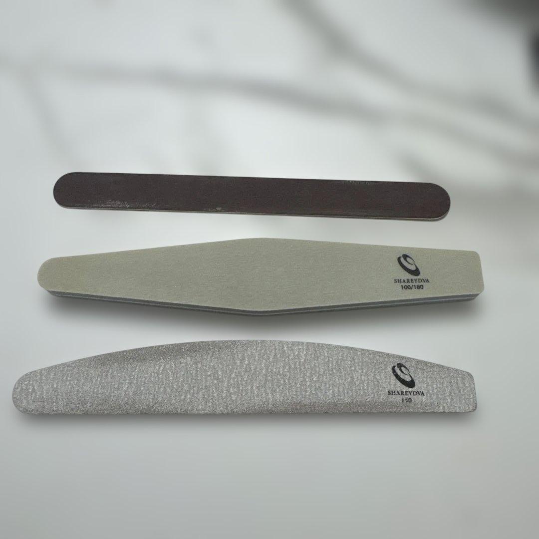 月香　ネイルアート用具セットとポリッシュ