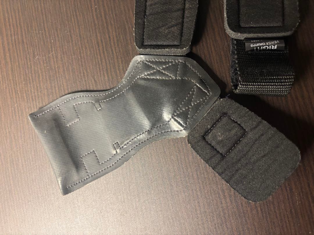 GOLD'S GYM VERSA GRIPPS 左右セット Mサイズ