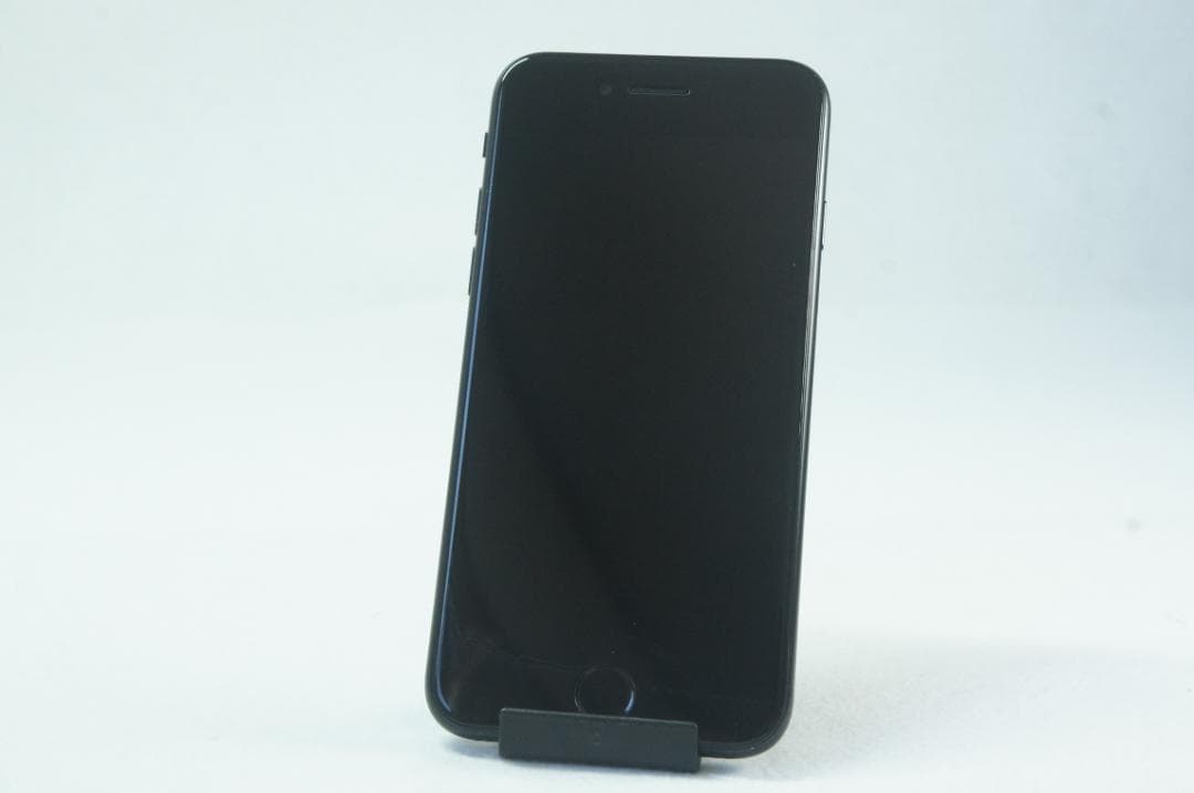 ☆☆美品　iPhone SE2 ブラック 128GB SIMフリー☆☆