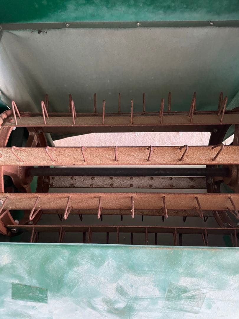 足踏脱穀機 (ホロ付き)＊動作問題なし