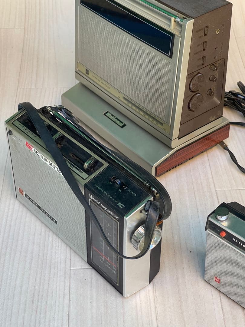 は*ん様 Nationalビンテージラジオ4台(ジャンク品)