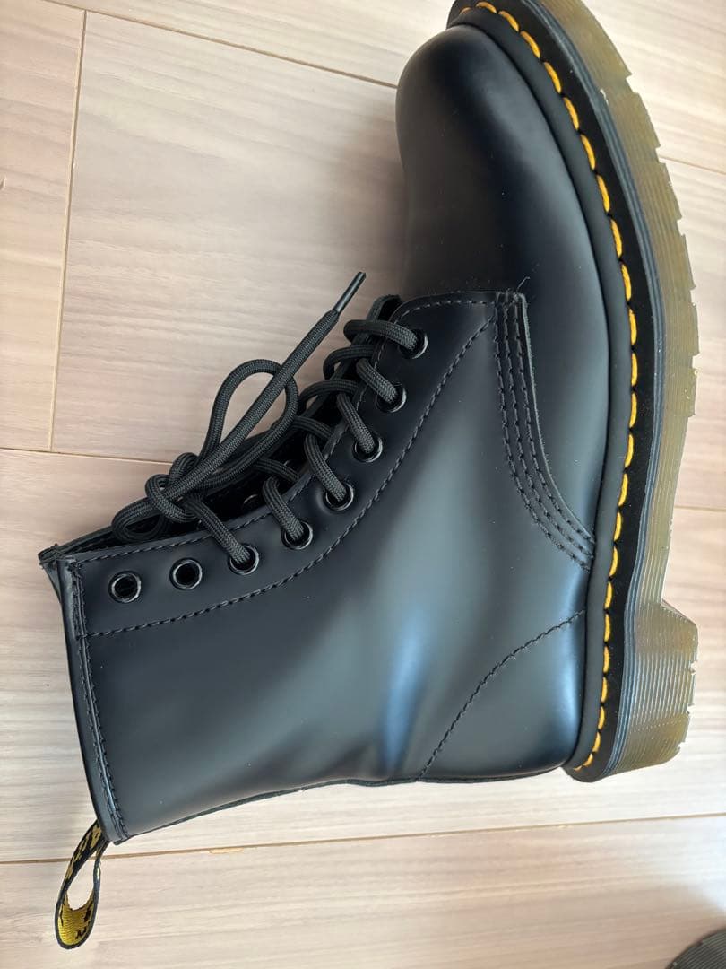 Dr. Martens 1460 ブラック8ホール