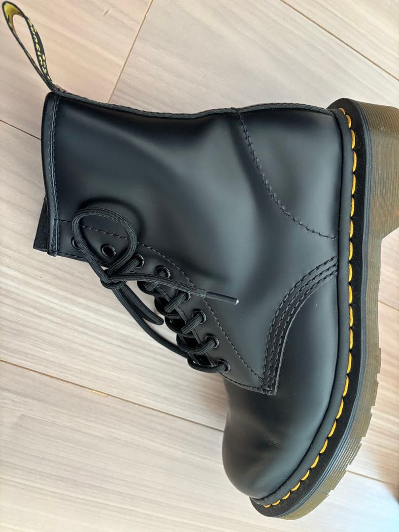 Dr. Martens 1460 ブラック8ホール