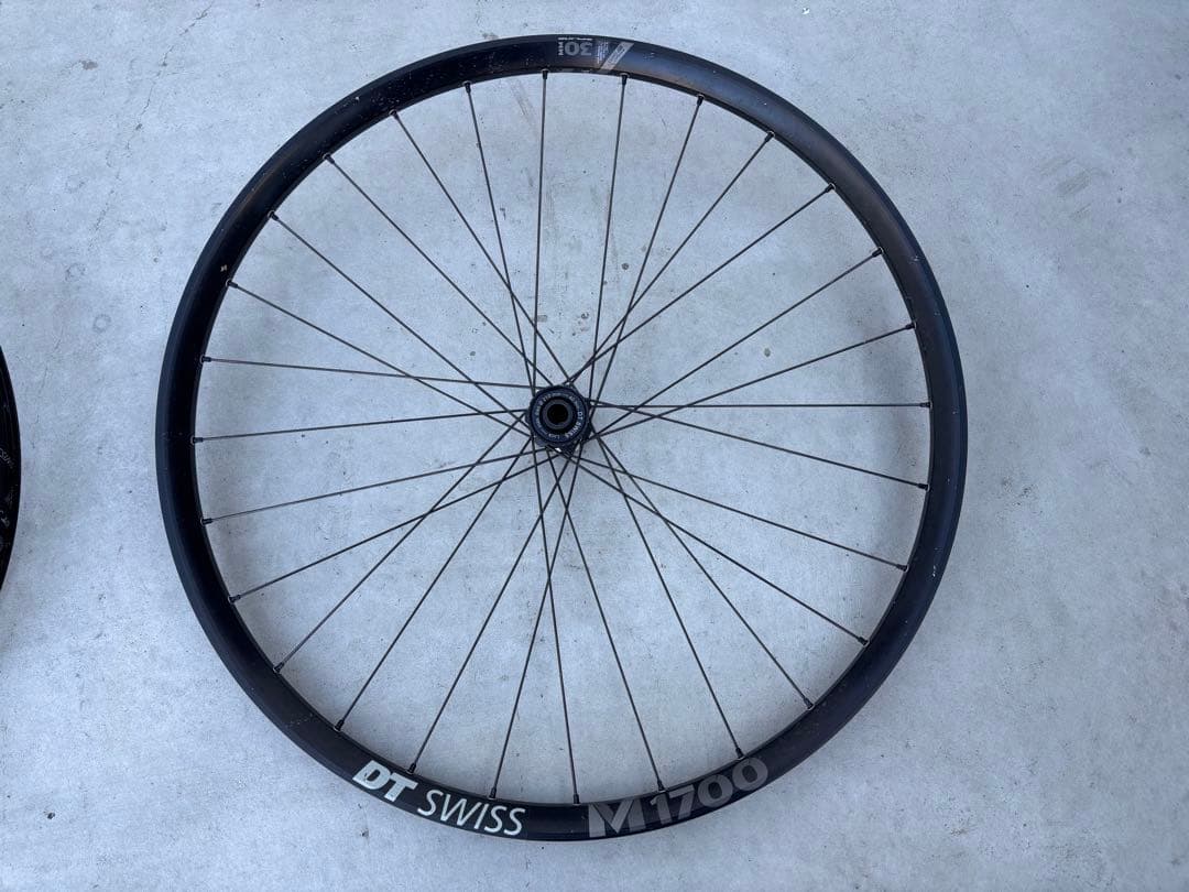 DTswiss M1700 27.5 ホイールセット ストレートプル