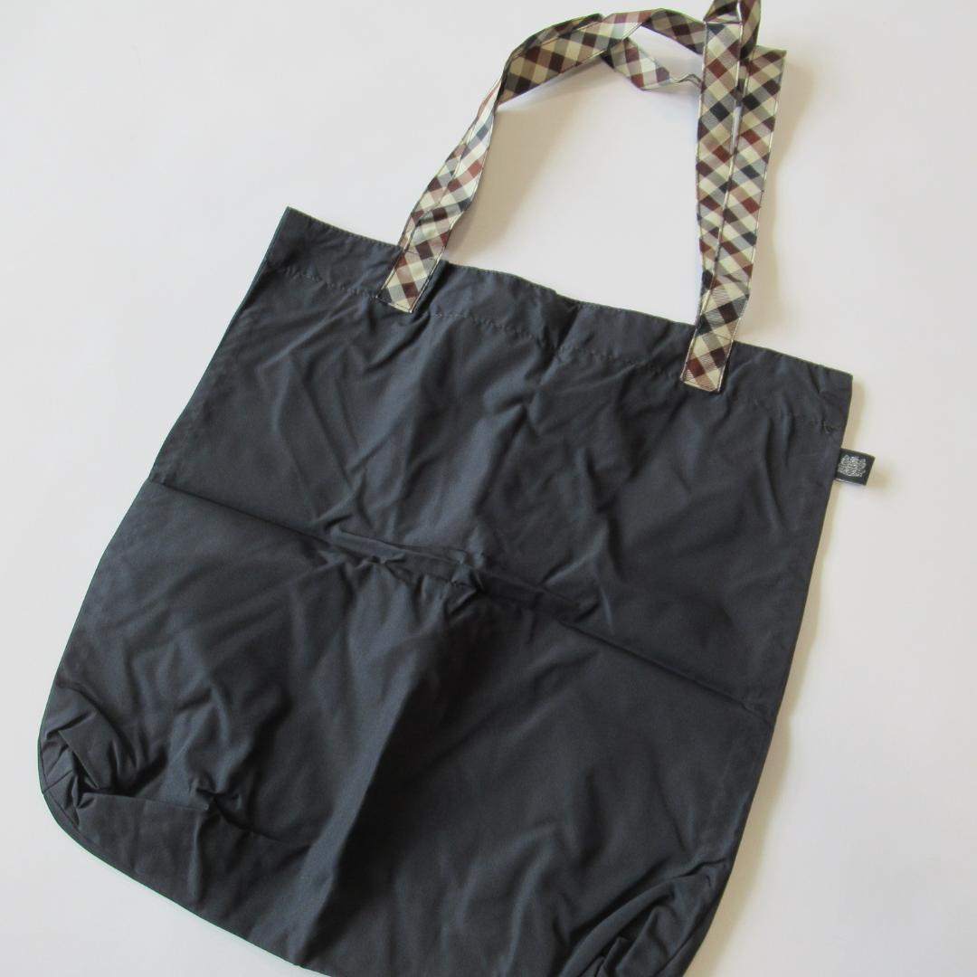 アクアスキュータム未使用ネイビー トレンチデザイン レインコート L 2/2