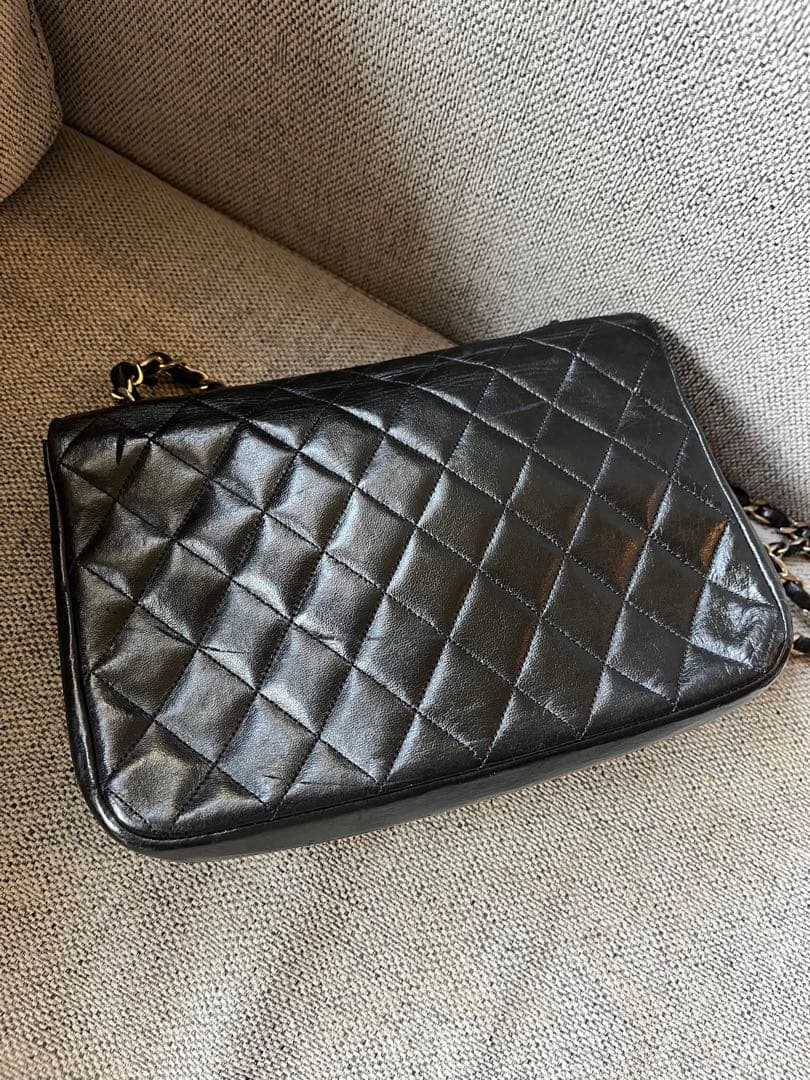 CHANEL ヴィンテージ　チェーン　ショルダーバッグ　マトラッセ　ラムスキン