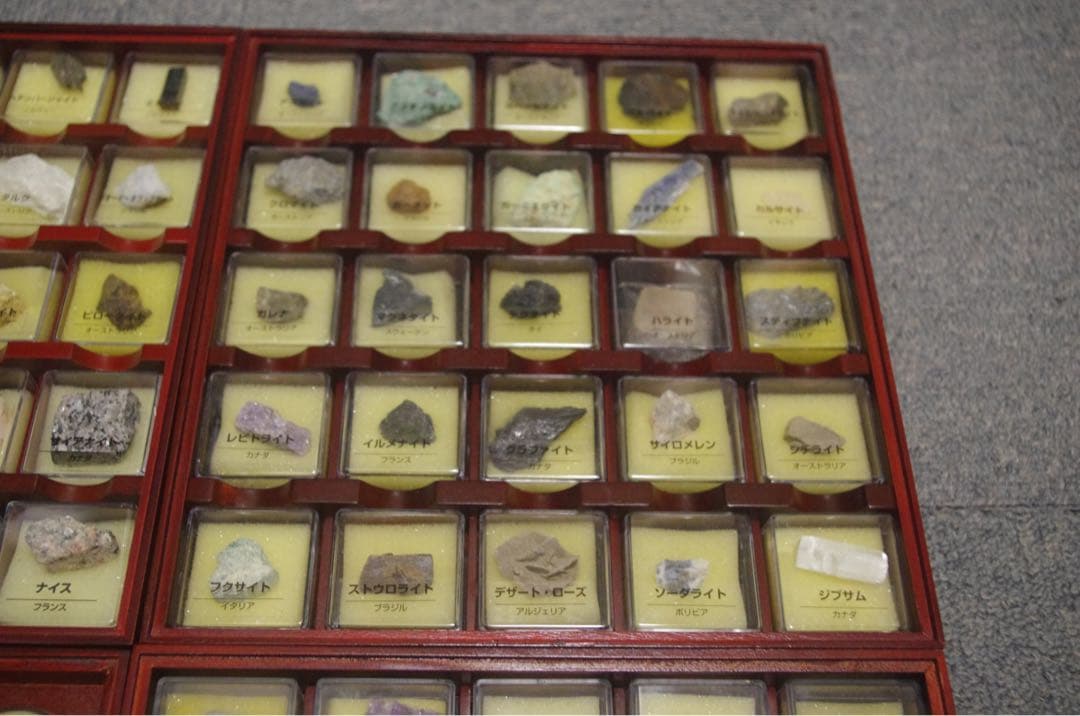 Deagostini 鉱物標本　コレクション