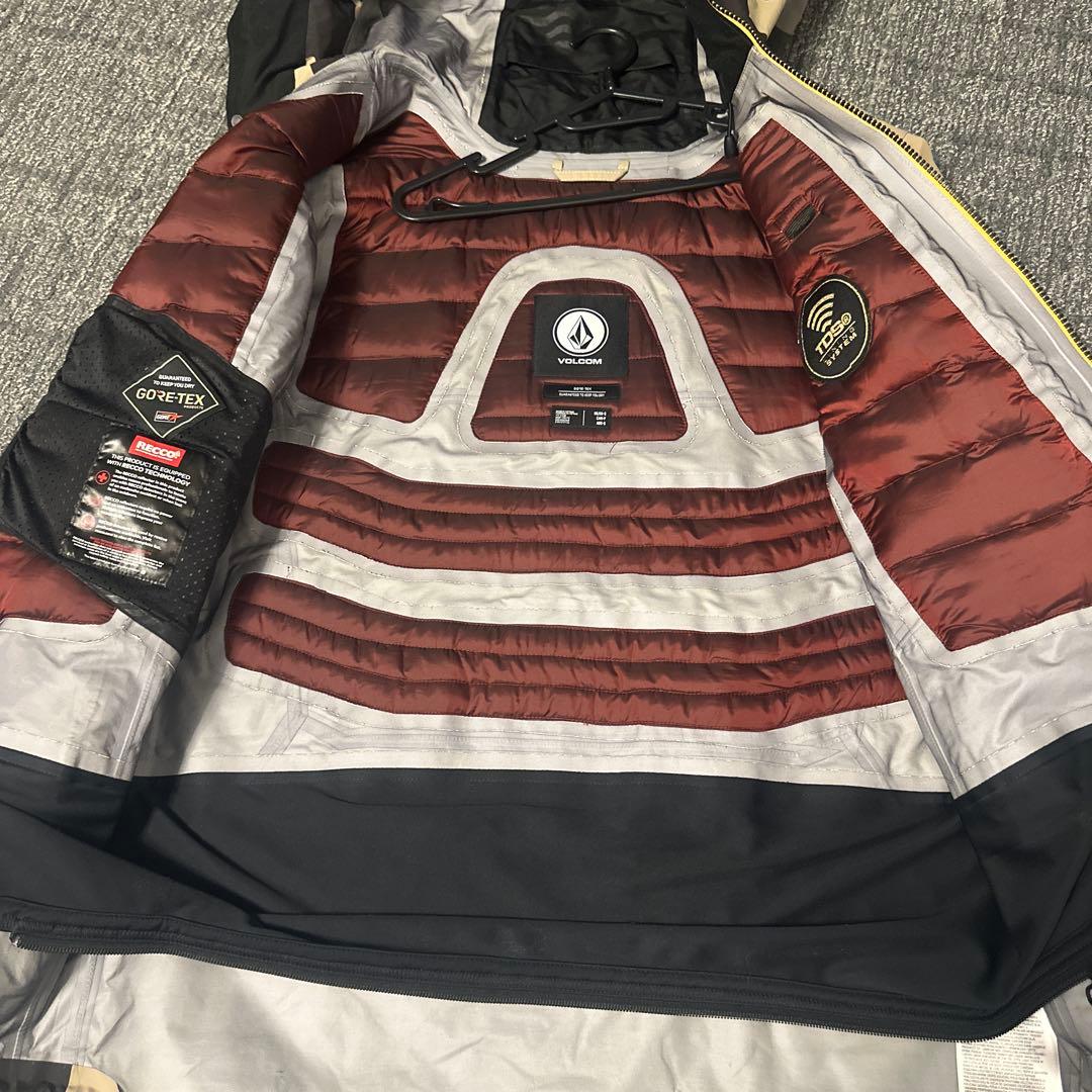 美品　VOLCOM TDS INFRARED GORE-TEX JACKET