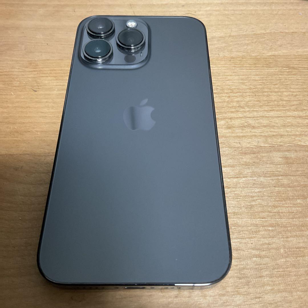 iPhone 13pro simフリー　ケース、フィルム付き