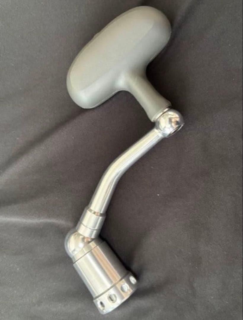 DAIWA SALTIGA Z4500 リール 専用ケース付き