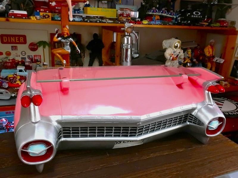 1959 キャデラック エルドラド 後方部型ディスプレイシェルフ ガラス棚