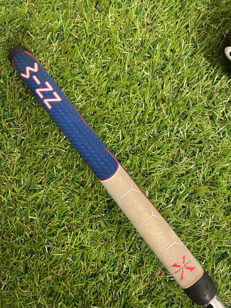 オデッセイ ブラックシリーズ　ツアーデザイン 2 右　パター