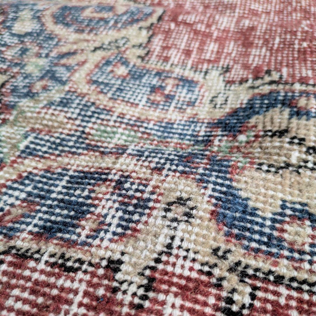 128×221 メダリオンシャビーレッド　トルコヴィンテージラグ